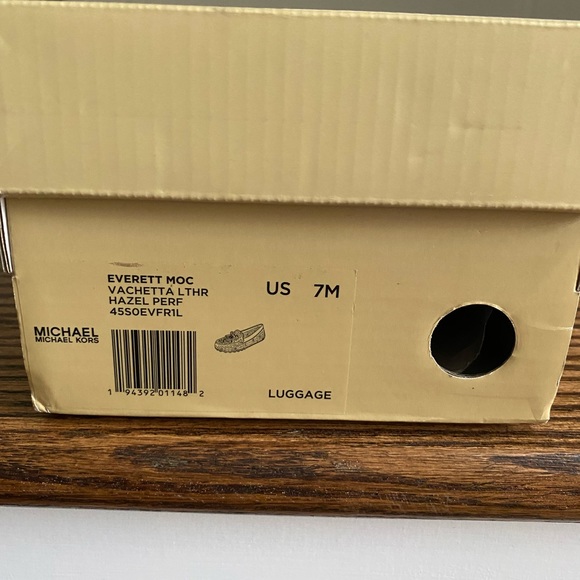 NIB MK Michael Kors Everett LUGGAGE Loafer Size 7M Perforated Leather Hazel NEW! - Picture 10 of 13